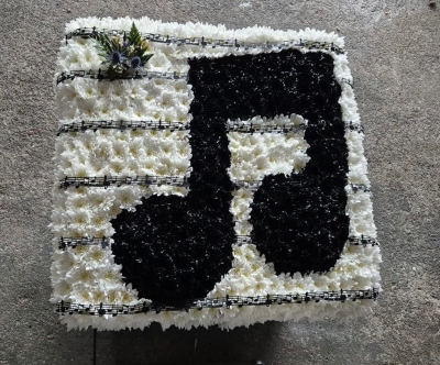 Music Note Funeral Tribute